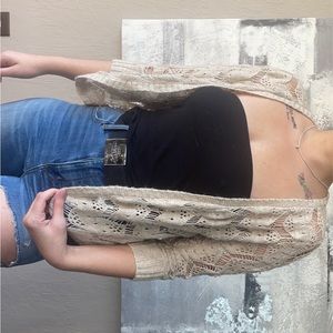 Medium cream knit crop cardigan